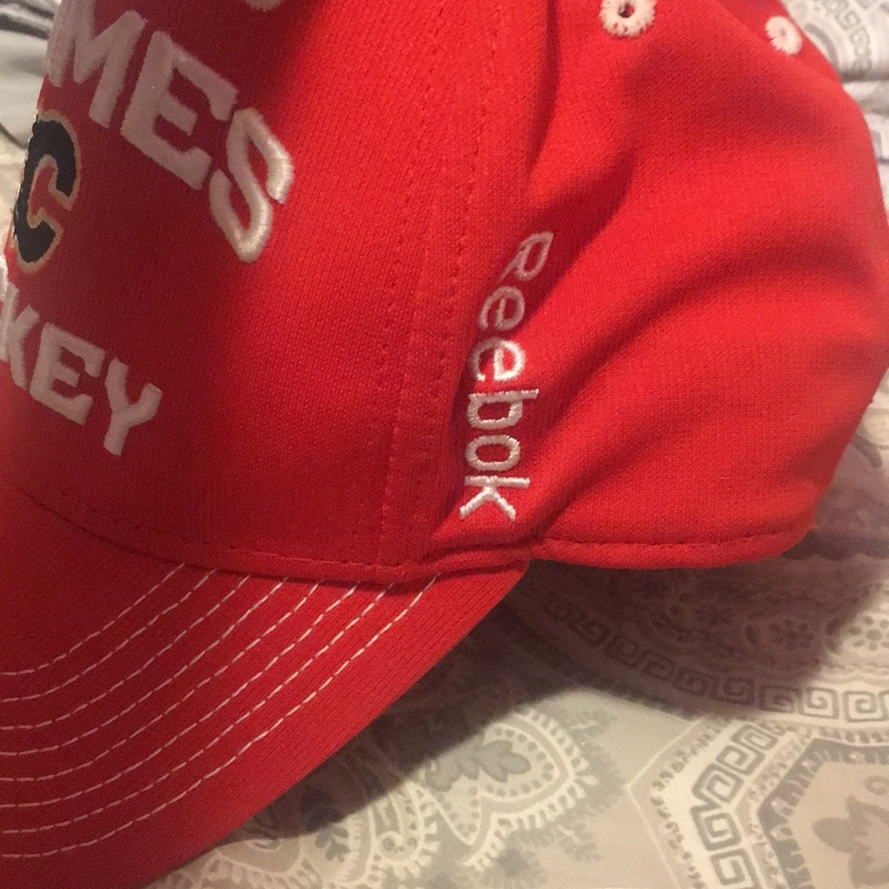 Calgary Flames Cap - Picture 2 of 6